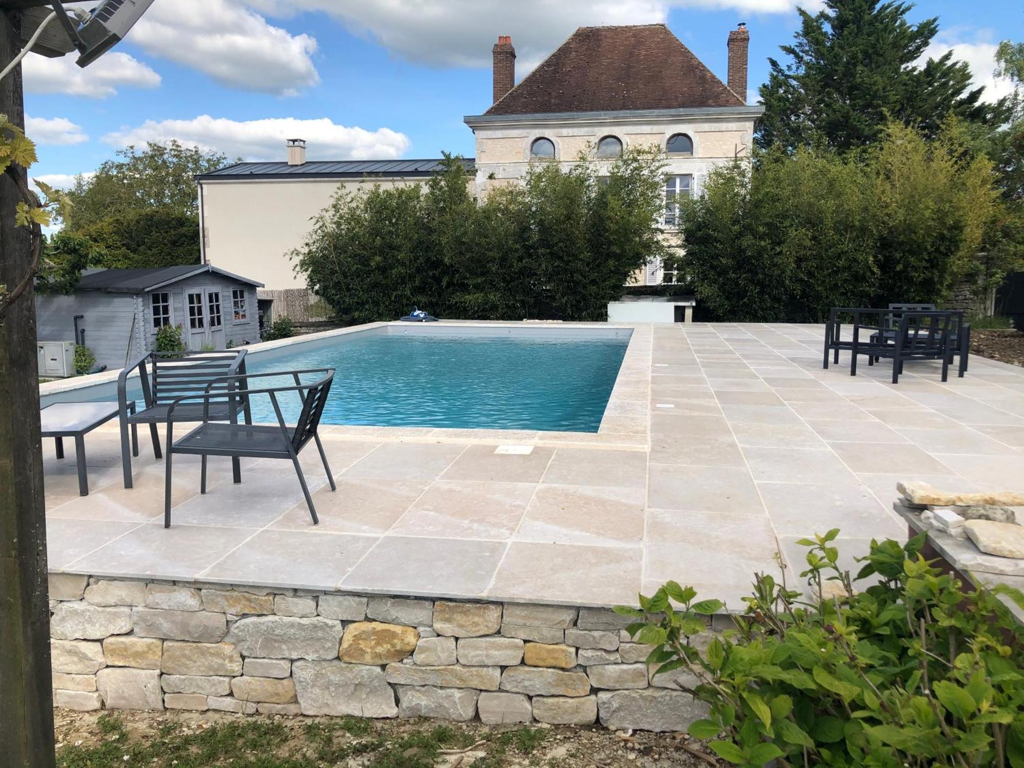 Holiday home La Petite Maison De Celine & Frederic Avec Piscine A Prehy